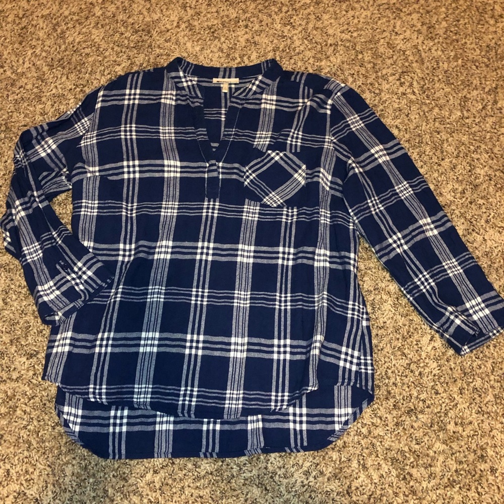 Plaid top